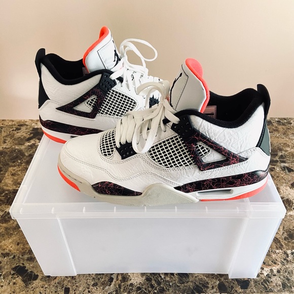 Jordan 4 Nostalgia Men Size: 9.5 main image 4